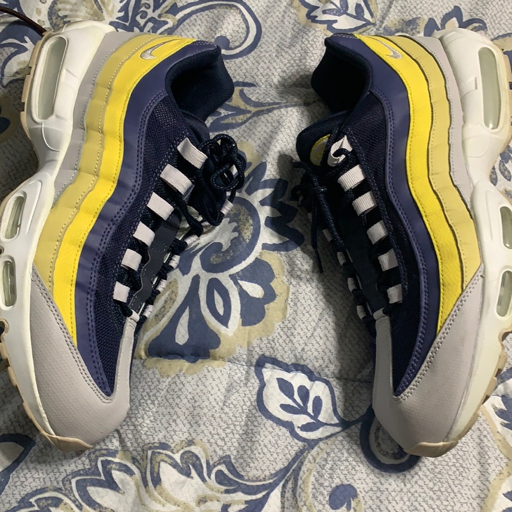 Nike air max